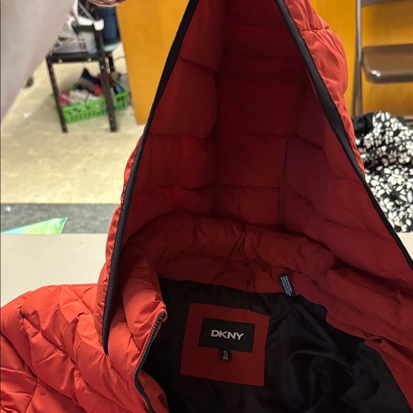 DKNY Women's Brick Puffer Jacket - Picture 10 of 12